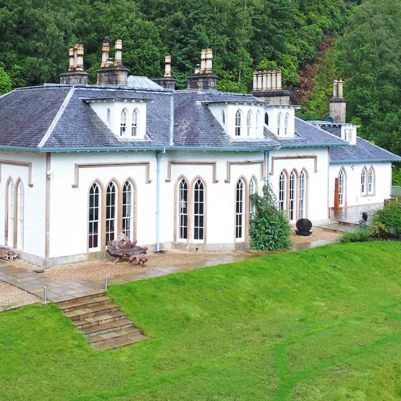 The exterior of Stuckgowan by Loch Lomond