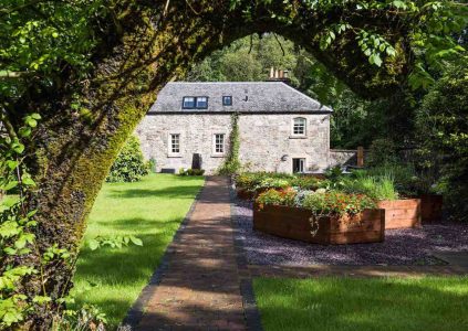 View of Stuckdarach House from the gardens