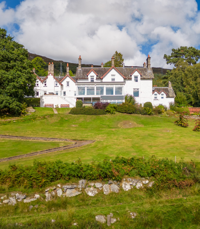 Stucktaymore House on a sunny day