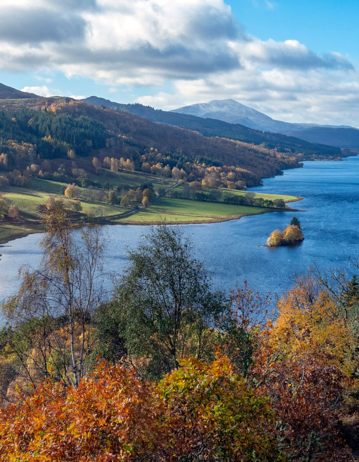 View with autumn colours of Loch Tay from Queens View